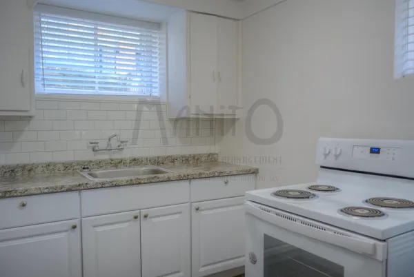 $850 | 1721 West Riverside Avenue, Unit G, Spokane, WA 99201