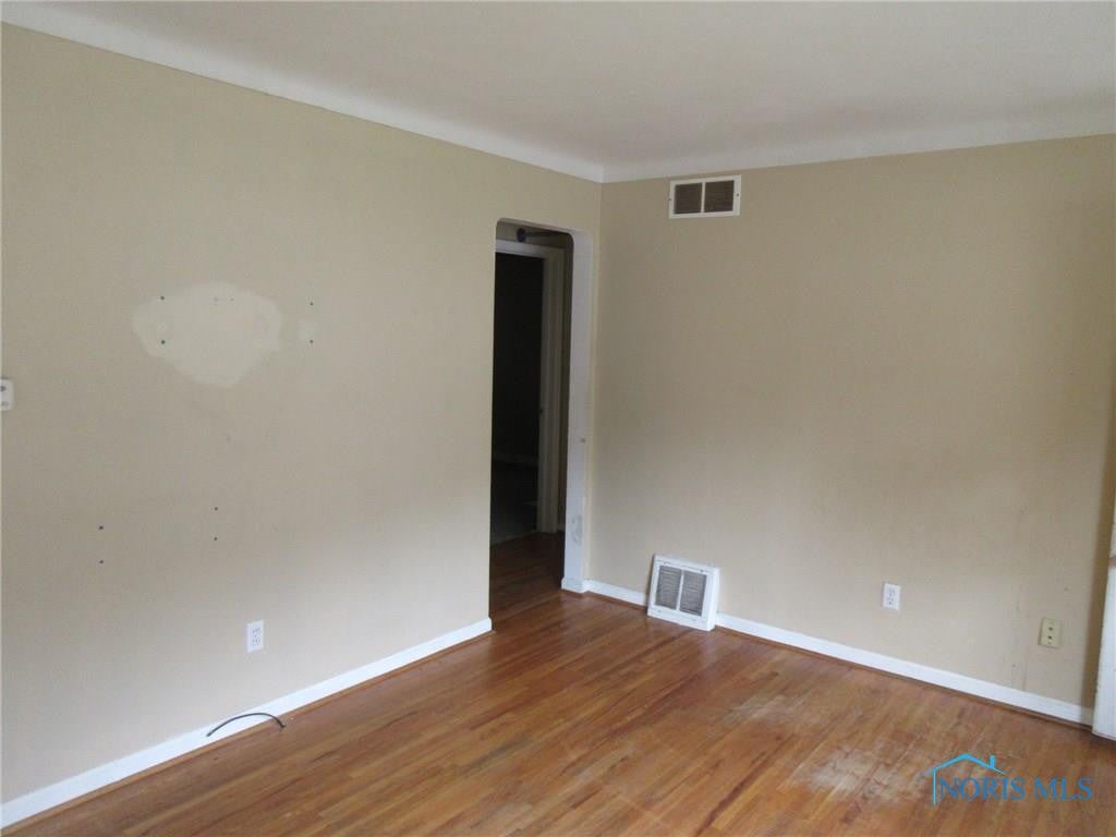 2033 Marlow Road Toledo, OH 43613 - Photo 3 of 28 Gallery Image 3