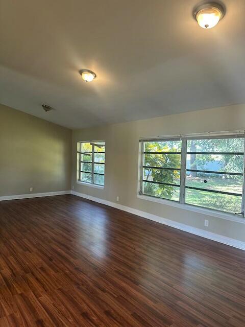 5309 Toronto Road Haverhill, FL 33415 - Photo 6 of 21 tempImageULhLMY
