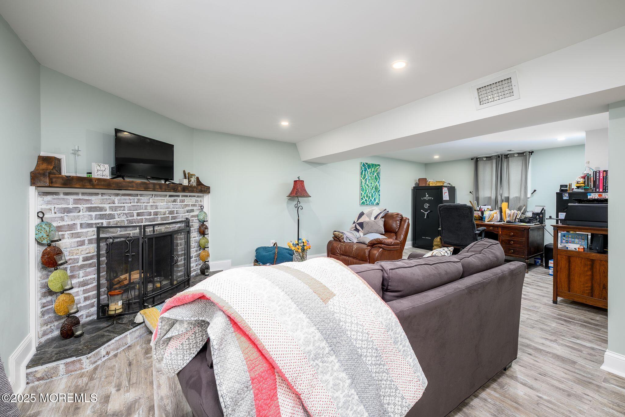 2 Darien Circle Howell, NJ 07731 - Photo 24 of 55 darien32