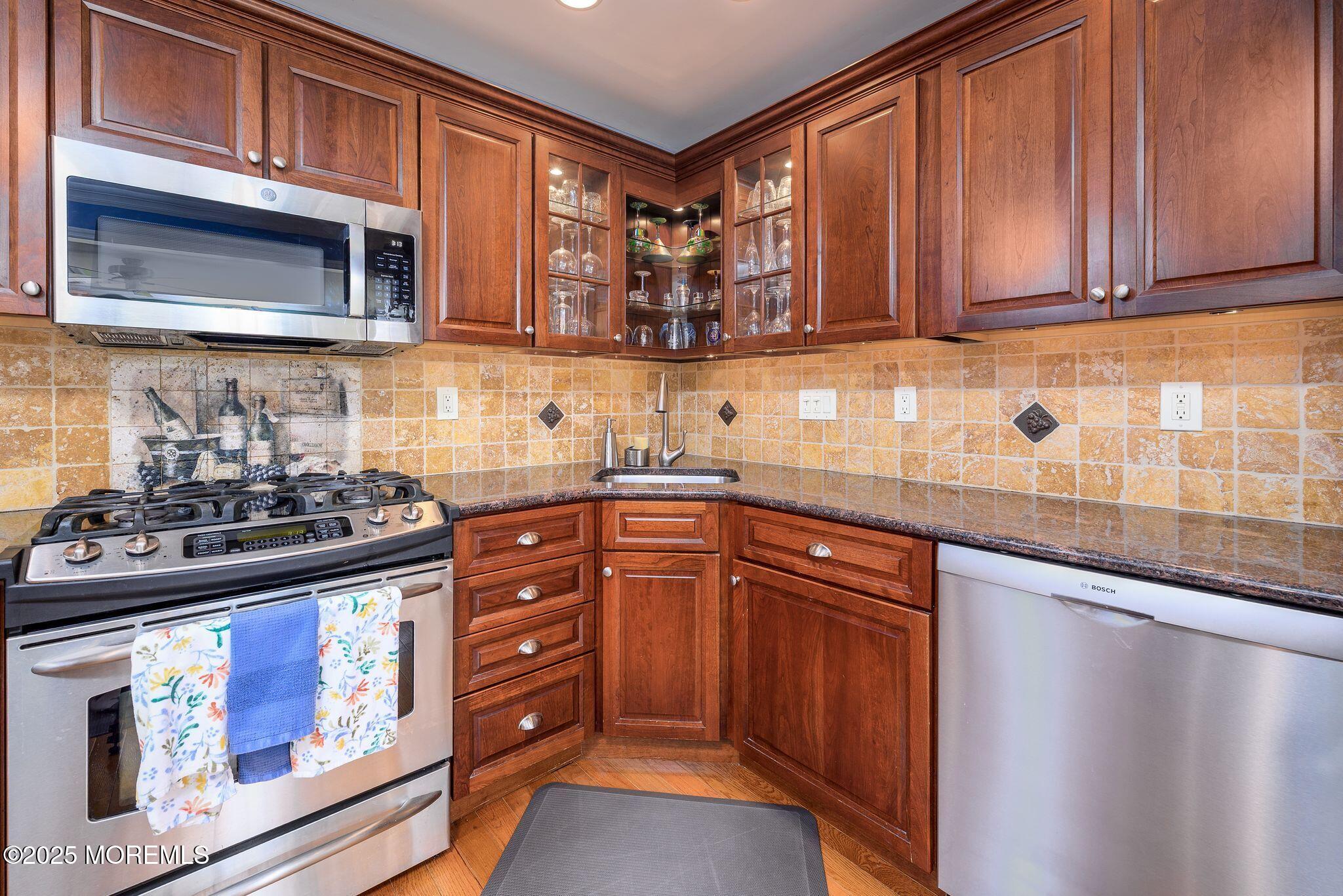 2 Darien Circle Howell, NJ 07731 - Photo 7 of 55 darien20