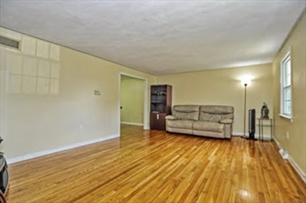 23 Drummer Road, Unit 23 Acton, MA 01720 - Photo 6 of 22