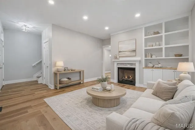 $575,000 | 503 Atalanta Avenue, Webster Groves, MO 63119