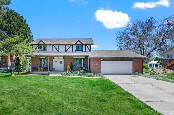 $550,000 | 5888 South 3650th Street West, Roy, UT 84067