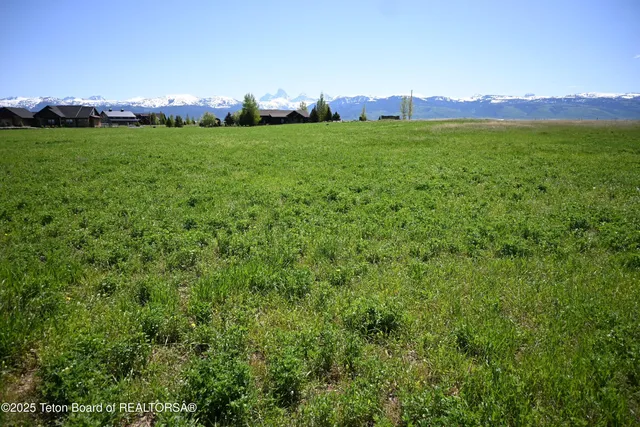 $395,000 | 4032 Los Pinos Drive, Tetonia, ID 83452