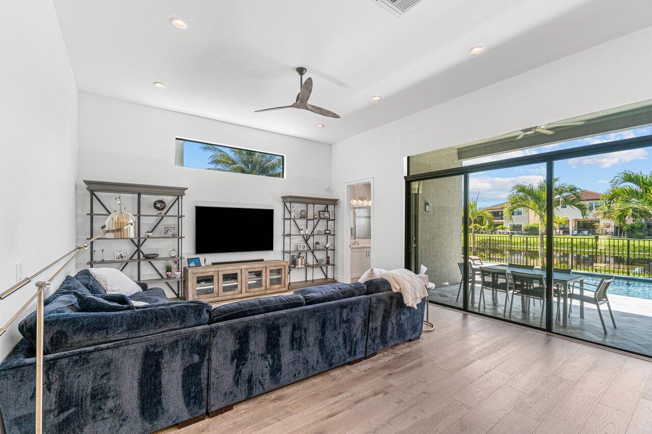 9488 Eden Roc Court Delray Beach, FL 33446 - Photo 13 of 35 015-9488EdenRocCourt-DelrayBeach-FL-3344