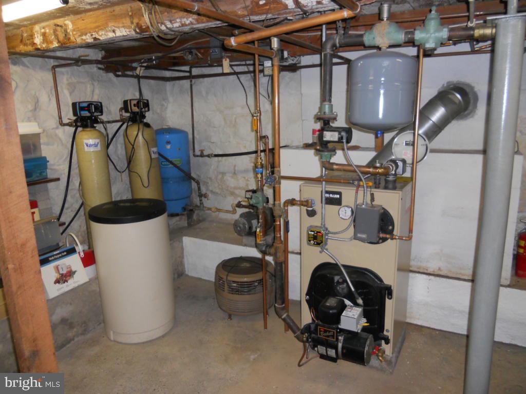 646 Aberdeen Road Elizabethtown, PA 17022 - Photo 12 of 27 Gallery Image 12