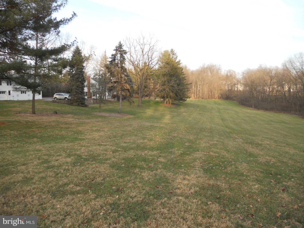 646 Aberdeen Road Elizabethtown, PA 17022 - Photo 24 of 27 Gallery Image 24