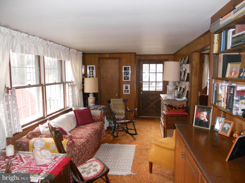 646 Aberdeen Road Elizabethtown, PA 17022 - Photo 7 of 27 Gallery Image 7