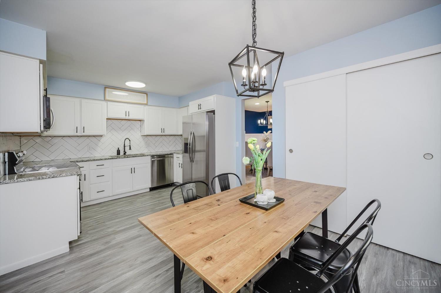 4421 Springdale Road Cincinnati, OH 45251 - Photo 11 of 40 Gallery Image 11