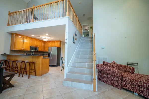 a view of entryway and hall
