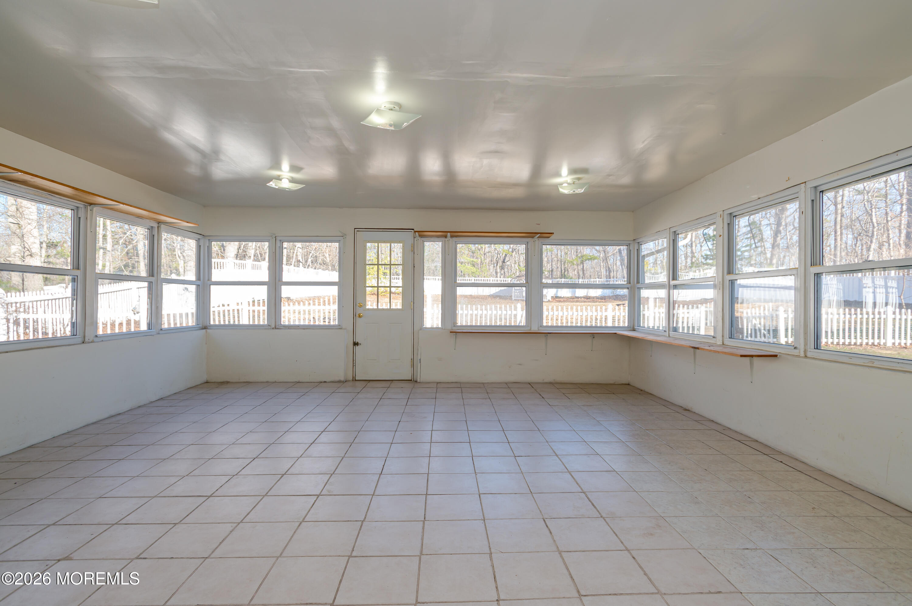 878 Green Valley Road Jackson, NJ 08527 - Photo 2 of 28 LR-3130