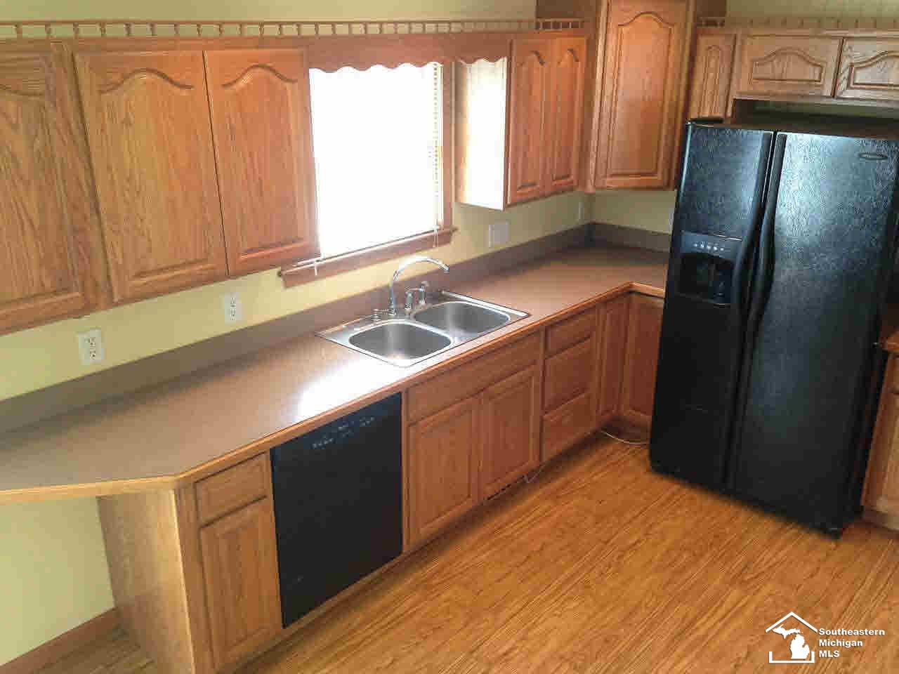 13766 Laplaisance Road Monroe, MI 48161 - Photo 3 of 16 Kitchen