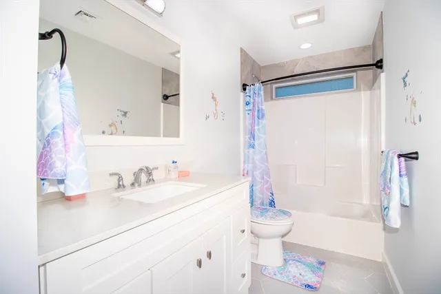 $4,500 | 5 Morse Avenue, Unit 1, Plainville, MA 02762