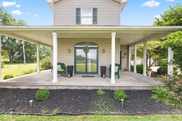 $1,899,900 | 5479 South 200 East, Anderson, IN 46017