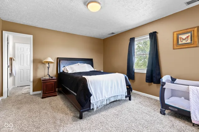 $1,899,900 | 5479 South 200 East, Anderson, IN 46017