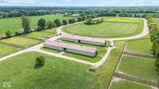 $1,899,900 | 5479 South 200 East, Anderson, IN 46017