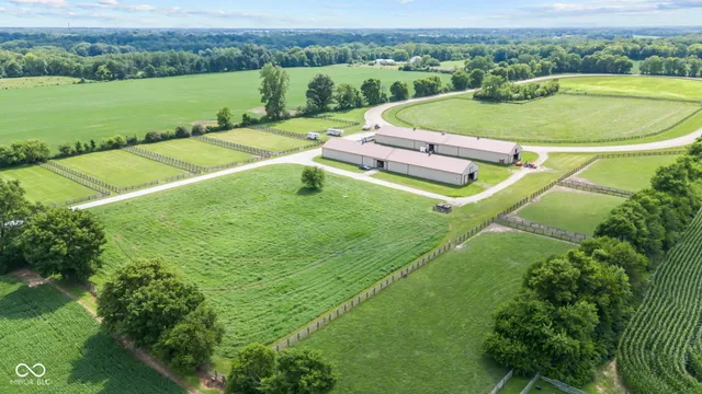 $1,899,900 | 5479 South 200 East, Anderson, IN 46017