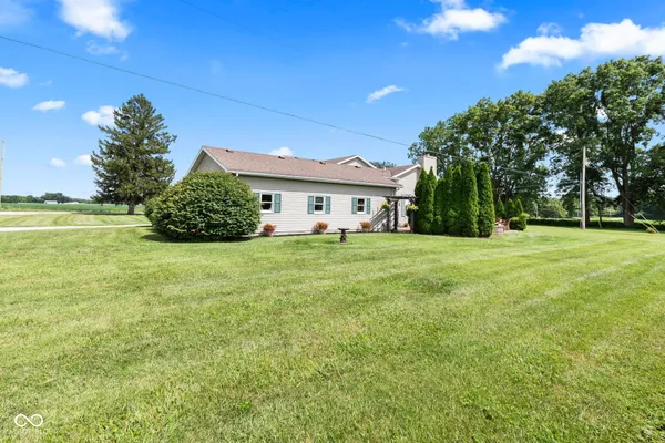 $1,600,000 | 5479 South 200 East, Anderson, IN 46017
