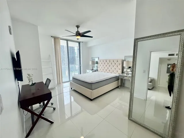 $655,000 | 1111 Southwest 1st Avenue, Unit 3223, Miami, FL 33130