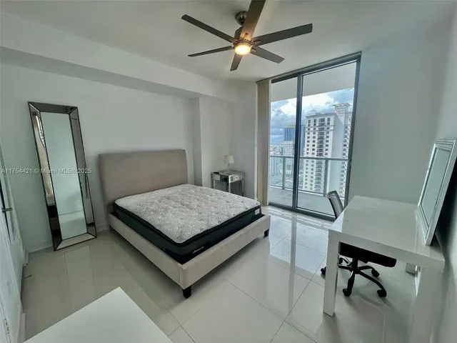 $655,000 | 1111 Southwest 1st Avenue, Unit 3223, Miami, FL 33130