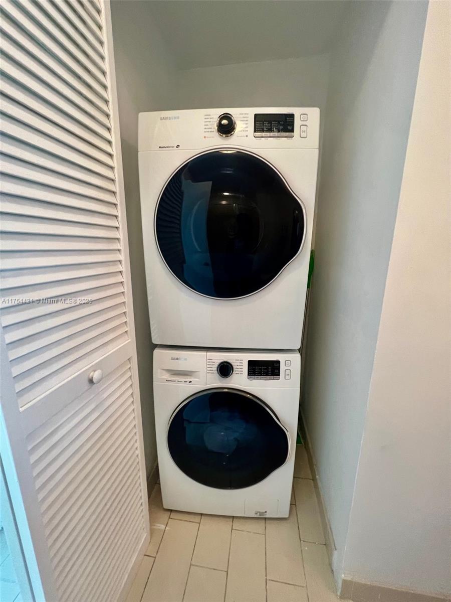 1111 Southwest 1st Avenue, Unit 3223 Miami, FL 33130 - Photo 10 of 32