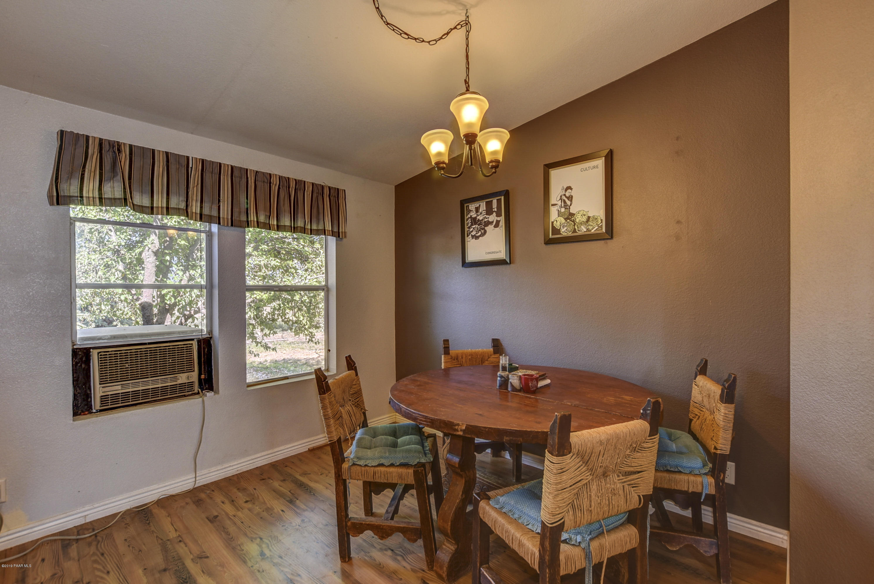 1975 West Curtis Ranch Road Paulden, AZ 86334 - Photo 26 of 48 Dining Room