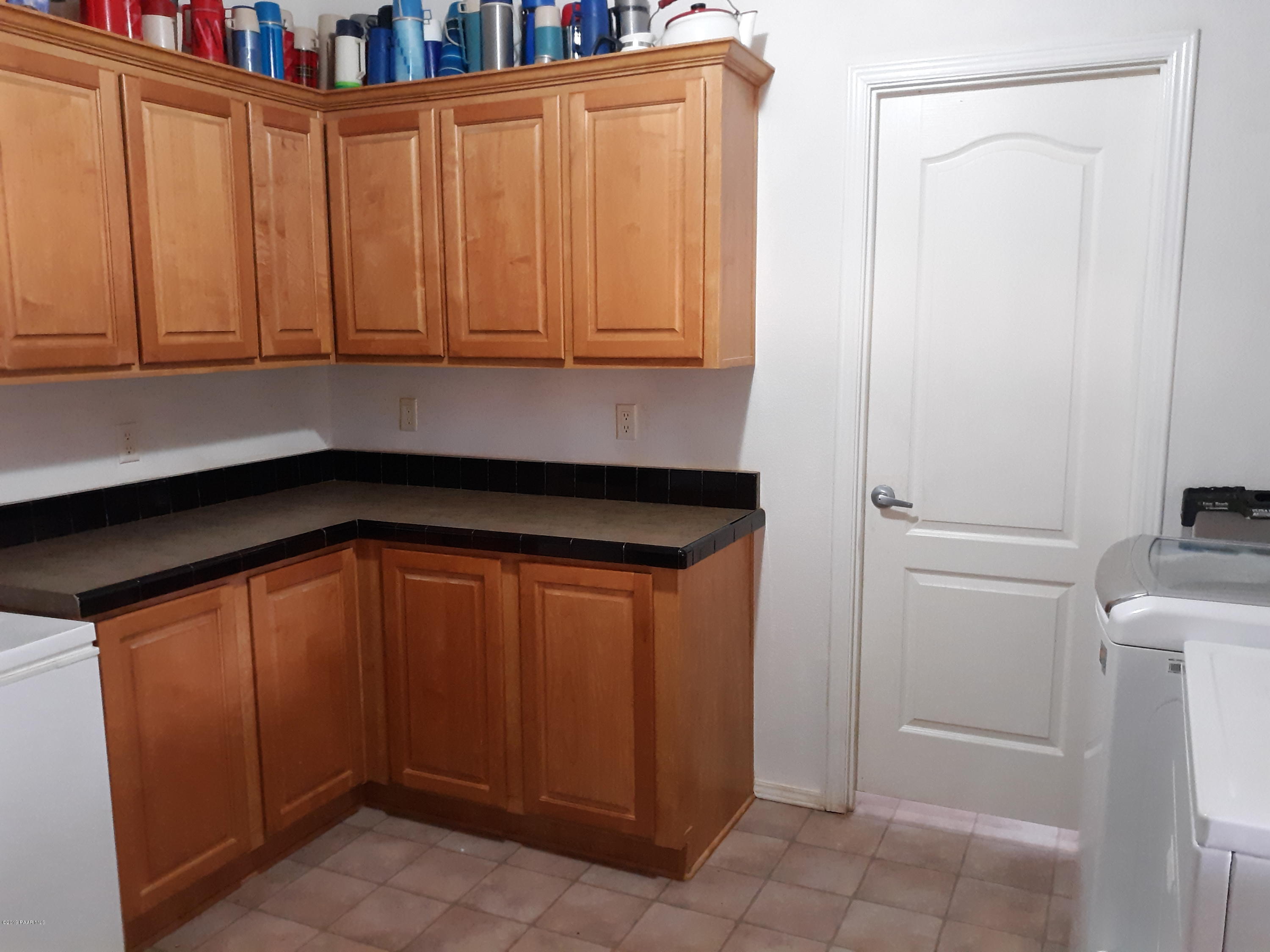 1975 West Curtis Ranch Road Paulden, AZ 86334 - Photo 41 of 48 laundry_room