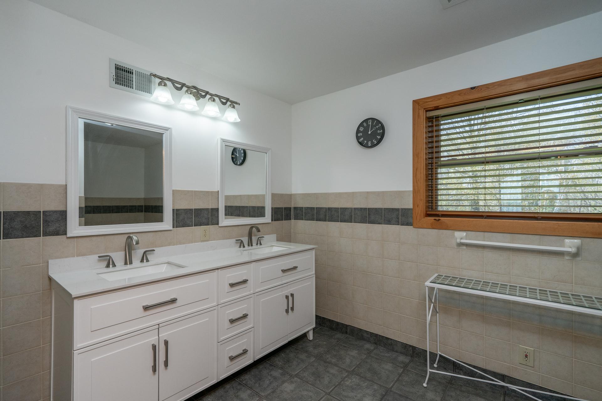 31512 Lowry Circle Cushing, MN 56443 - Photo 46 of 94