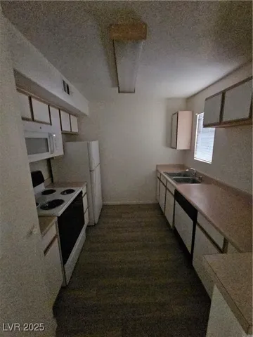 $1,125 | 2300 East Silverado Ranch Boulevard, Unit 1147, Las Vegas, NV 89123