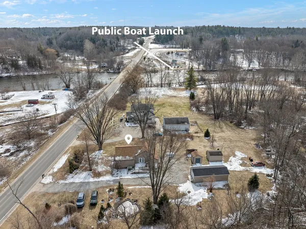 $269,400 | 11365 Warner Avenue, Grant, MI 49327