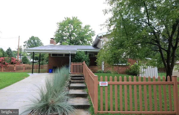 $3,100 | 724 North Belgrade Road, Silver Spring, MD 20902