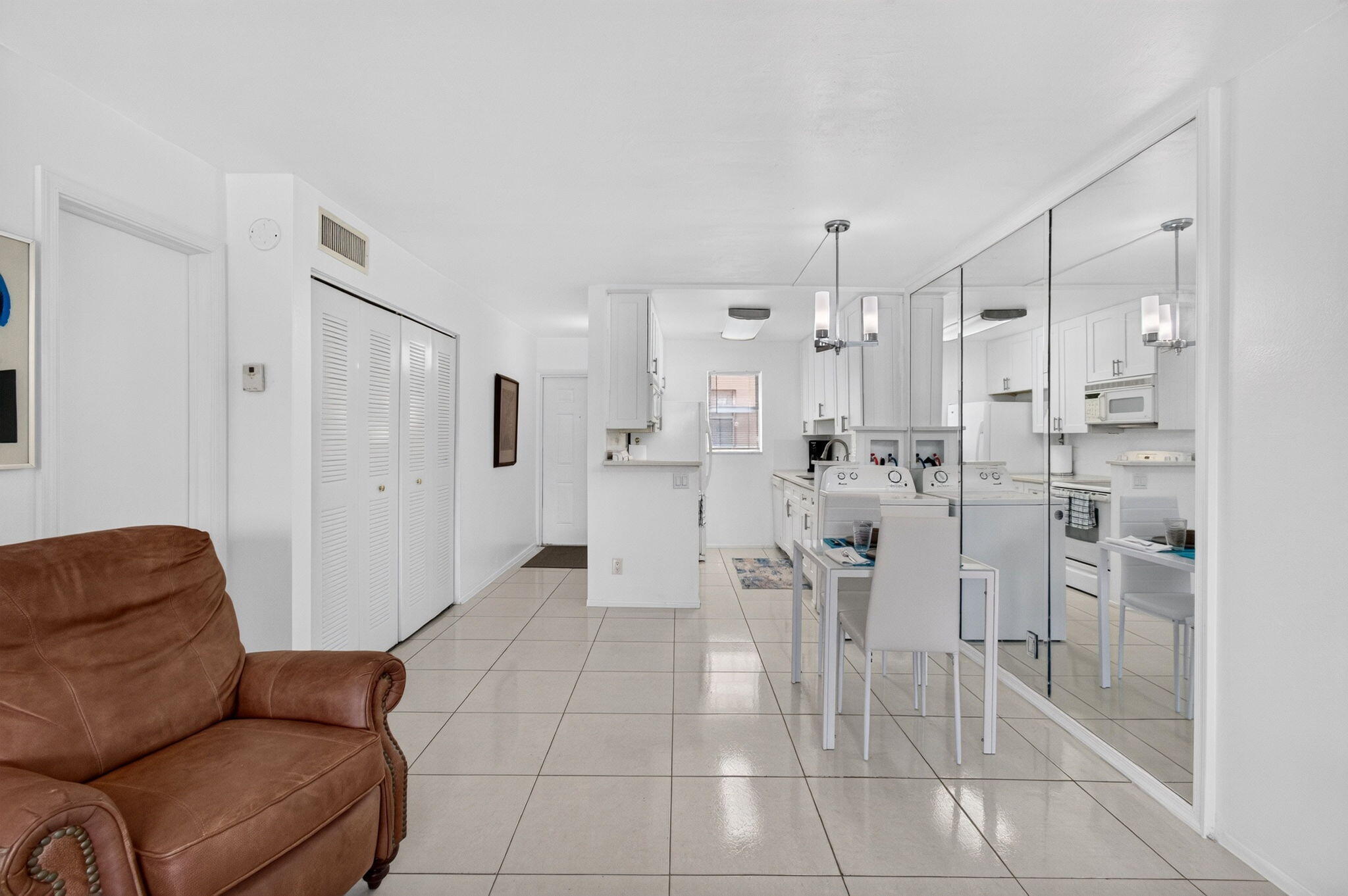 550 Southwest 2nd Avenue, Unit 125 Boca Raton, FL 33432 - Photo 7 of 51 Custom Mirror