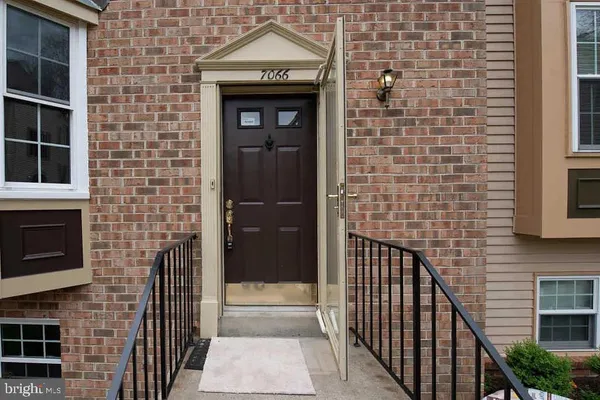 $3,450 | 7066 Solomon Seal Court, Springfield, VA 22152