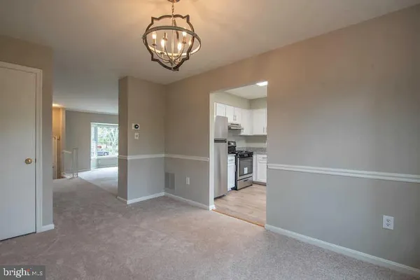 $3,450 | 7066 Solomon Seal Court, Springfield, VA 22152