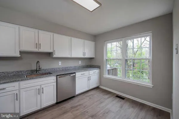 $3,450 | 7066 Solomon Seal Court, Springfield, VA 22152