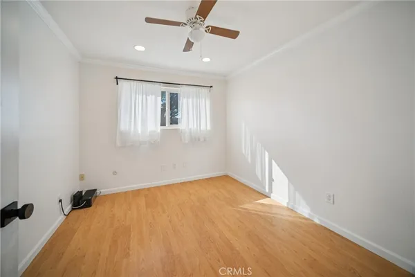 $575,000 | 19545 Sherman Way, Reseda, CA 91335