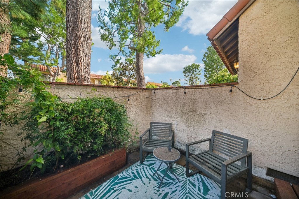 19545 Sherman Way Reseda, CA 91335 - Photo 27 of 31