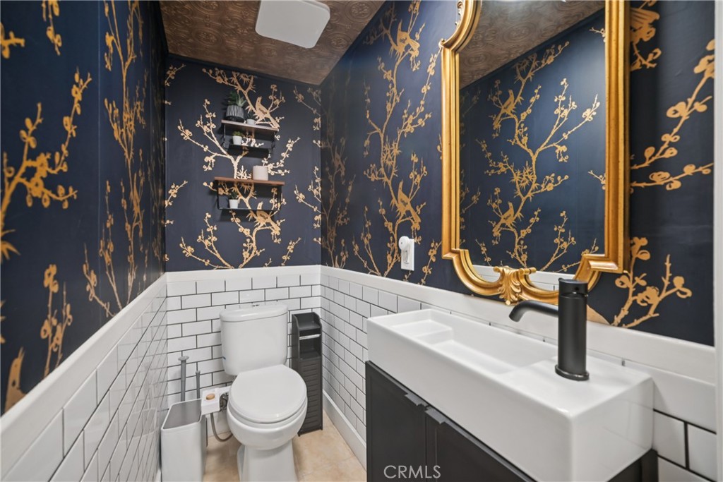 19545 Sherman Way Reseda, CA 91335 - Photo 8 of 31