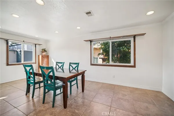 $575,000 | 19545 Sherman Way, Reseda, CA 91335