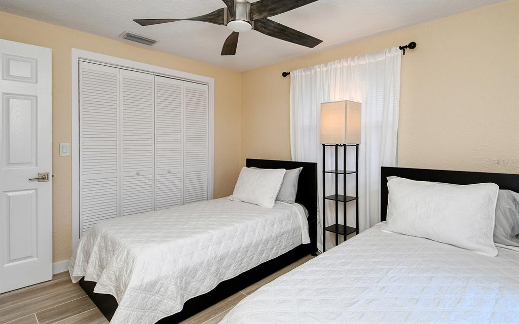 307 Southland Road Venice, FL 34293 - Photo 24 of 56
