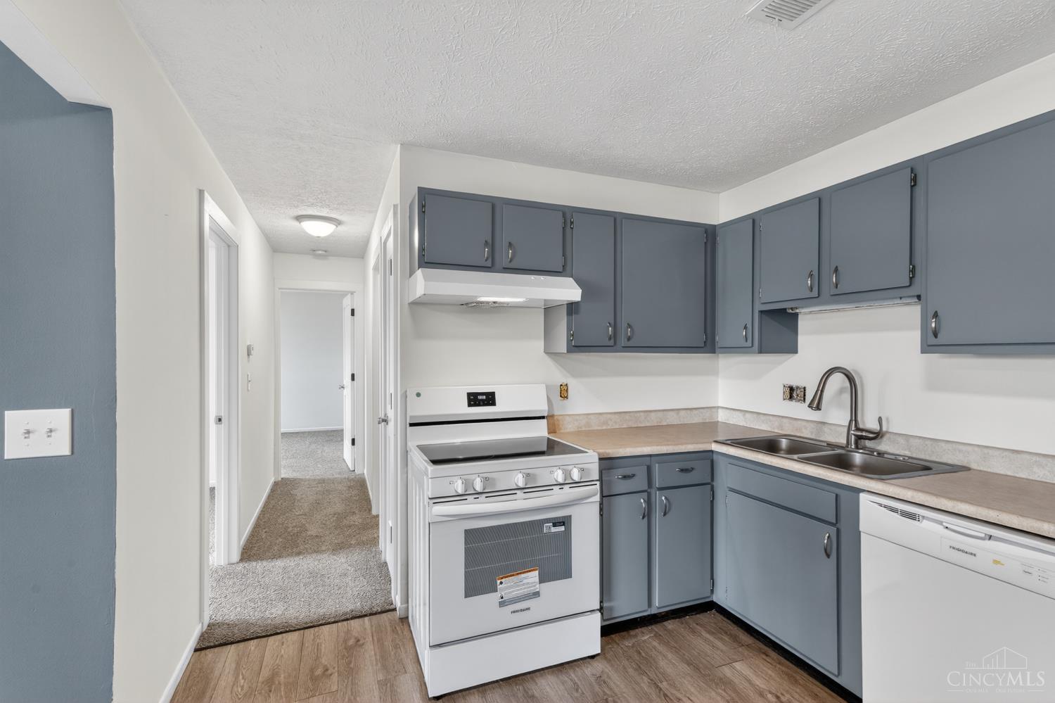 547 Davis Road, Unit 3 Cincinnati, OH 45255 - Photo 8 of 18