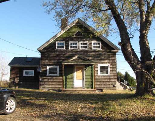 204 Mount Vernon Road Augusta, ME 04330 - Photo 1 of 5 Exterior Front.