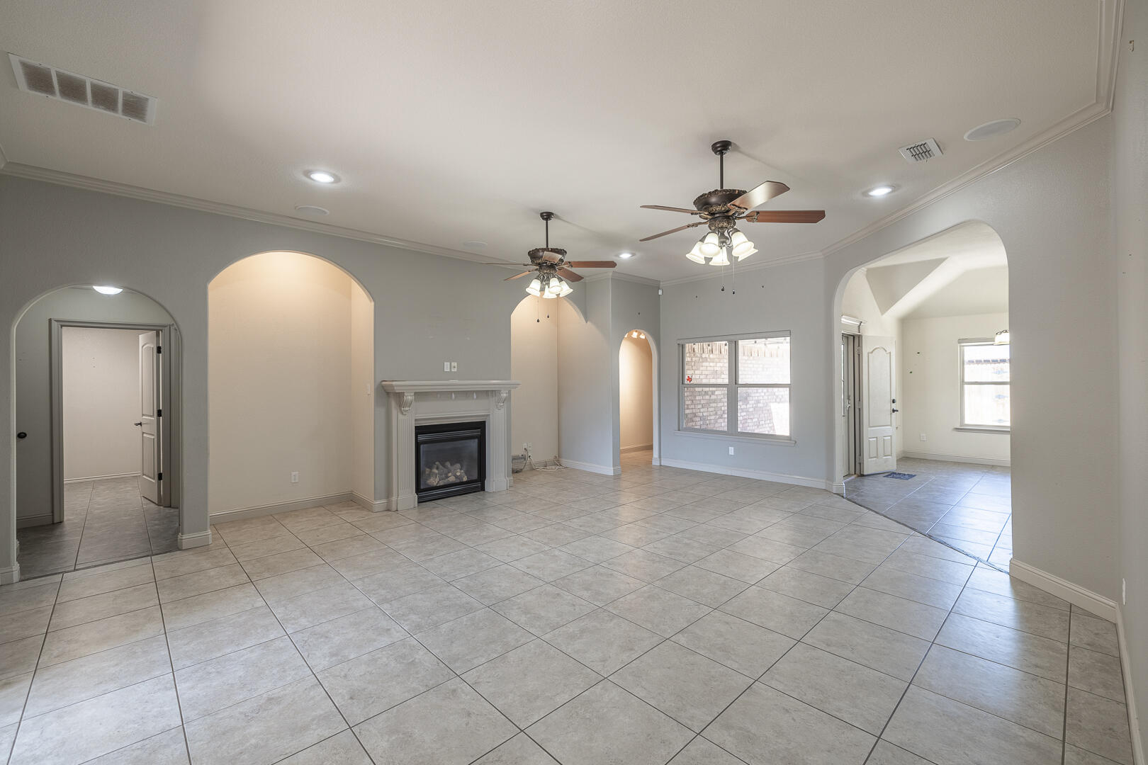 6406 93rd Street Lubbock, TX 79424 - Photo 9 of 40 1-13