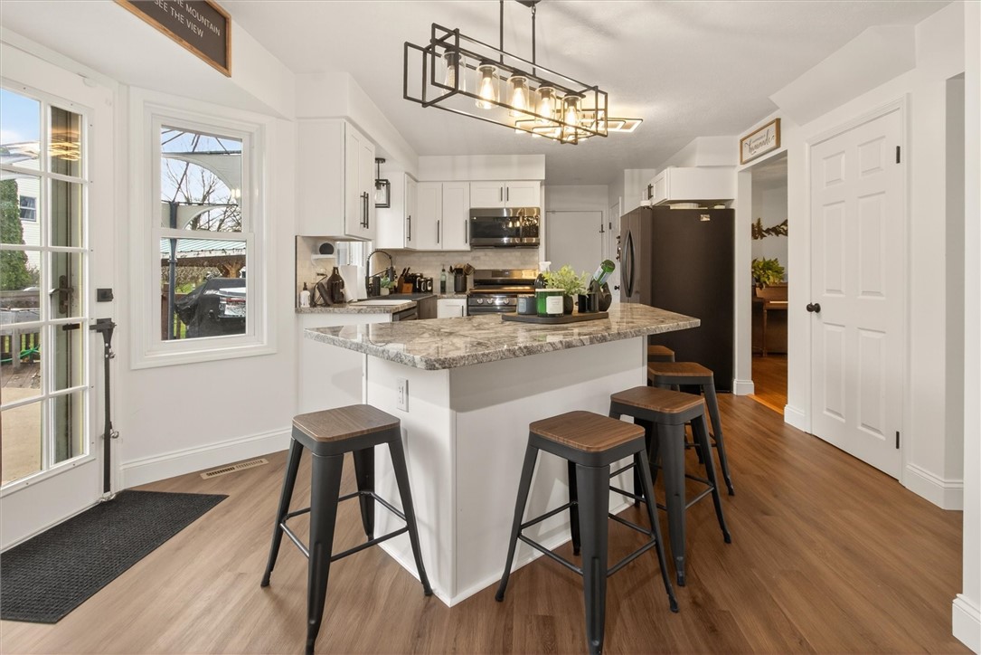 920 Gravel Road Webster, NY 14580 - Photo 15 of 45