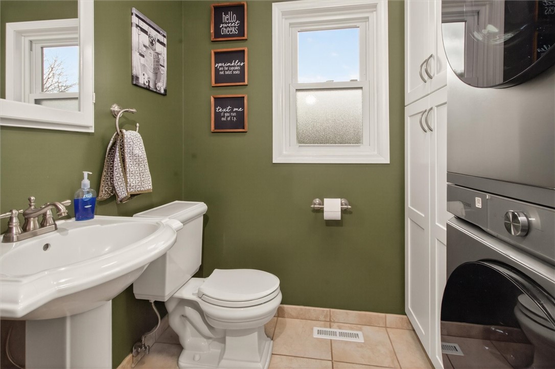 920 Gravel Road Webster, NY 14580 - Photo 21 of 45