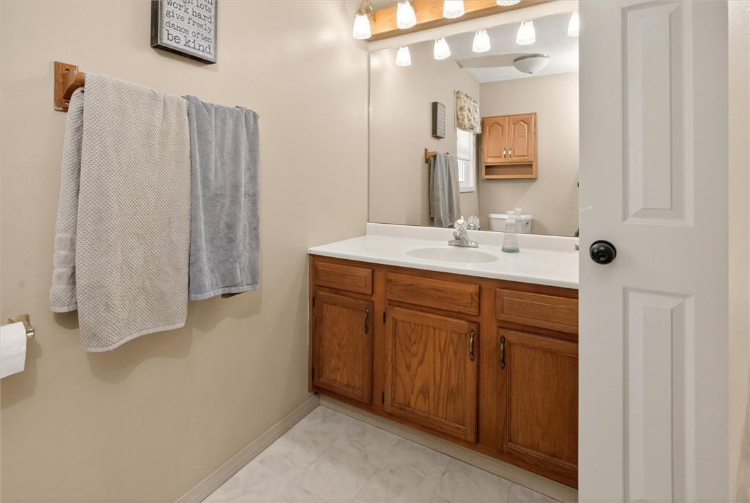 920 Gravel Road Webster, NY 14580 - Photo 32 of 45