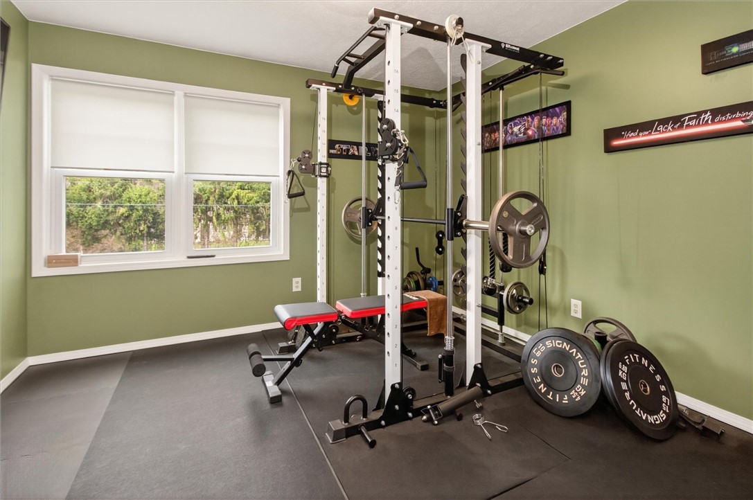 920 Gravel Road Webster, NY 14580 - Photo 40 of 45