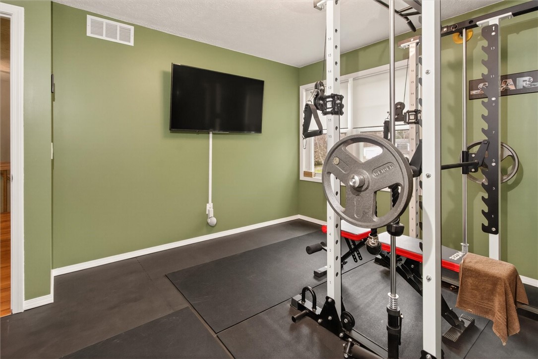 920 Gravel Road Webster, NY 14580 - Photo 42 of 45