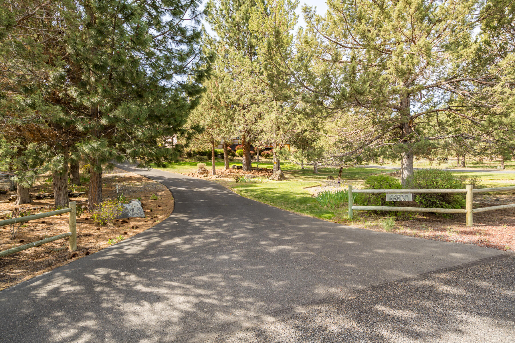 66530 Ponderosa Loop Bend, OR 97703 - Photo 47 of 55 JH5_3332-2